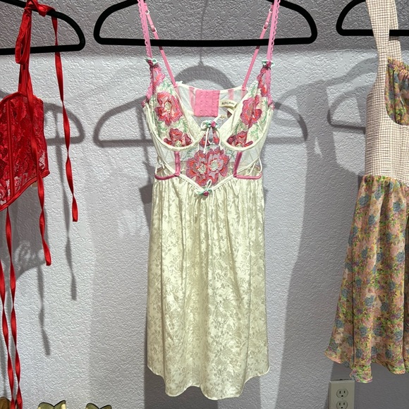 Slip dress - Picture 2 of 5